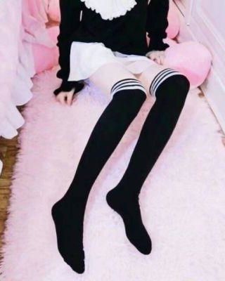 【首发】《何必与你论悲欢》唐清苒 薄司烨